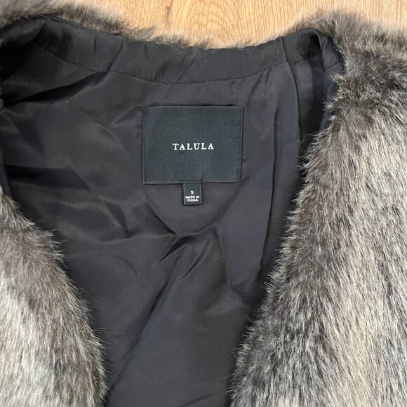 Talula Faux Fur Vegan Vest Size Small - Picture 5 of 7